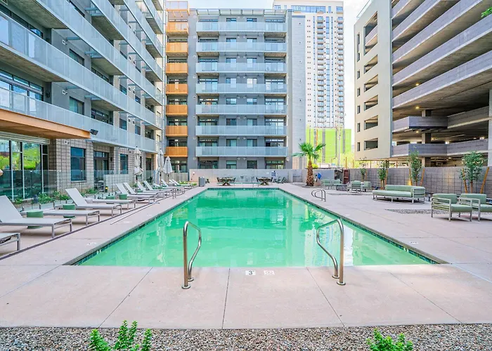 Phx Downtown Pool Gym Free Parking Wd Phoenix