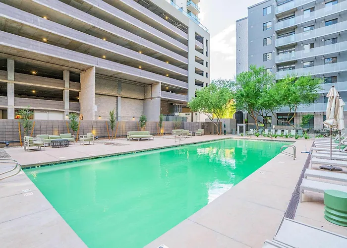 Apartment Phx Downtown Pool Gym Free Parking Wd *