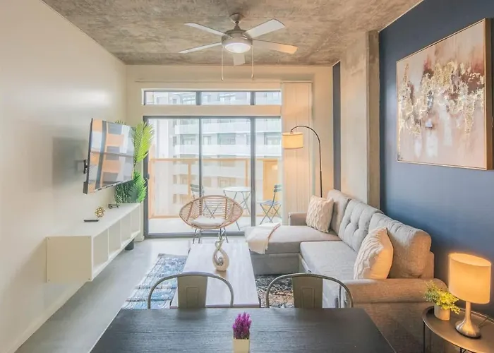 Phx Downtown Pool Gym Free Parking Wd Apartment